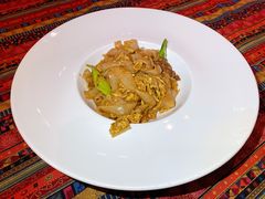 泰式牛肉芥兰炒河粉-食肆&Fourteen(武林夜市店)