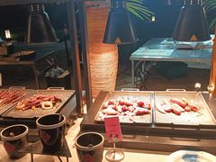 -亚龙湾希尔顿自助餐厅·海鲜·烧烤·沙滩BBQ·现场乐队
