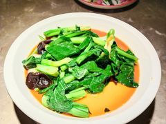 白灼菌菇菜心-新白鹿餐厅(金鹰新街口店)