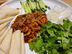 -关东小磨东北菜(上海长风大悦城店)