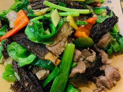 -萨宁音登锡伯风味餐厅(一楼店)