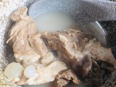 猪软骨白萝卜汤底-新草堂锅物料理(泉城路店)