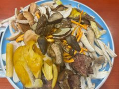 -菌之家·专业纯野生菌火锅·特色炒菌