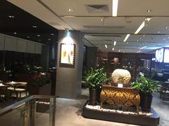 -南国会酒家(岗顶1站广场店)