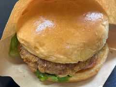安格斯牛肉芝士堡-魏家凉皮(祈年大厦店)
