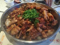 酱汁香辣鲶鱼锅-黄记煌三汁焖锅(广州曜一城店)