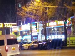 -马路边上·小海鲜烧烤(八一路店)