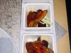 -穹六人间 people 6(岳阳路店)