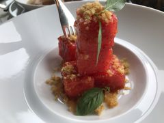 泰式西瓜脆鱼沙拉-广州四季酒店·佰鲜汇·现代法餐