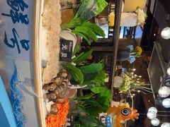 -领鲜活海鲜榴莲自助火锅(东门店)