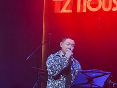 -TZ House音乐现场(来福士中心店)