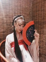 -汉仪华裳汉服馆(打浦桥店)