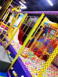 -蹦贝运动中心·蹦床·攀岩·闯关(龙岗店)