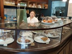 面包甜点陈列柜-Pie Bird(新闸路店)