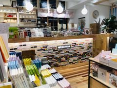 -猫的天空之城概念书店(束河店)