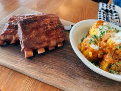 -ROAST coffee & eatery