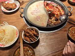 -萍姐火锅·公路夜市(武汉首店)