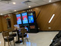 -大光明丽星VIP影城(昌里路杜比全景声店)