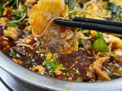 -周良天山牛杂城(天山路总店)
