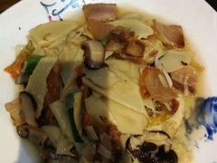 -缘来聚·徽菜名店(黄山宏村店)
