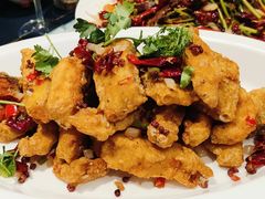 椒盐乔尔泰鱼-喀城木卡姆烤全羊餐厅