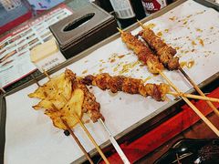 -路边边地标烧烤·川菜·小龙虾·音乐酒馆(良乡长虹店)
