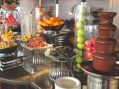 自助取餐区-广州花园酒店·凌璇阁旋转餐厅CAROUSEL360