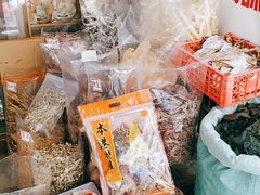 -霞涌市场海鲜摆卖区