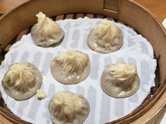 -诚铭记·虾仁汤包·成都小吃(融创店)