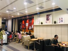 大堂-DQ·蛋糕·冰淇淋(新佳丽店)