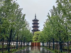 -龙华寺