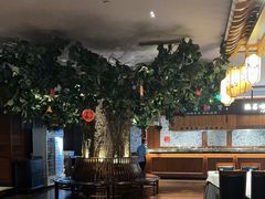 -八府香鸭·啫啫煲(华山路店)