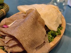 -慢丽江·云南野生菌土鸡锅(付家庄店)