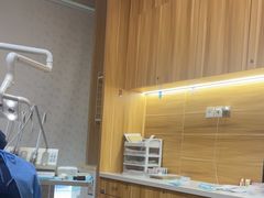 -上海仁爱医院口腔科 · 种植