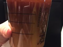 轻甜香草风味奶油冷萃冰咖啡-星巴克(宝山万达店)