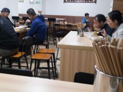 大堂-金实大酥牛肉面