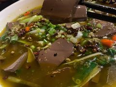 江湖冒鸭血-山城遇宴·重庆江湖菜(五道口银谷大厦店)