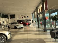 -TESLA 特斯拉(北京后沙峪特斯拉中心)