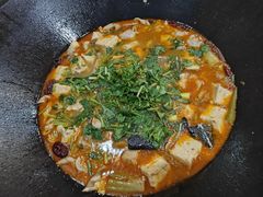 -老刘生态大鱼坊铁锅炖鱼(赛马场店)