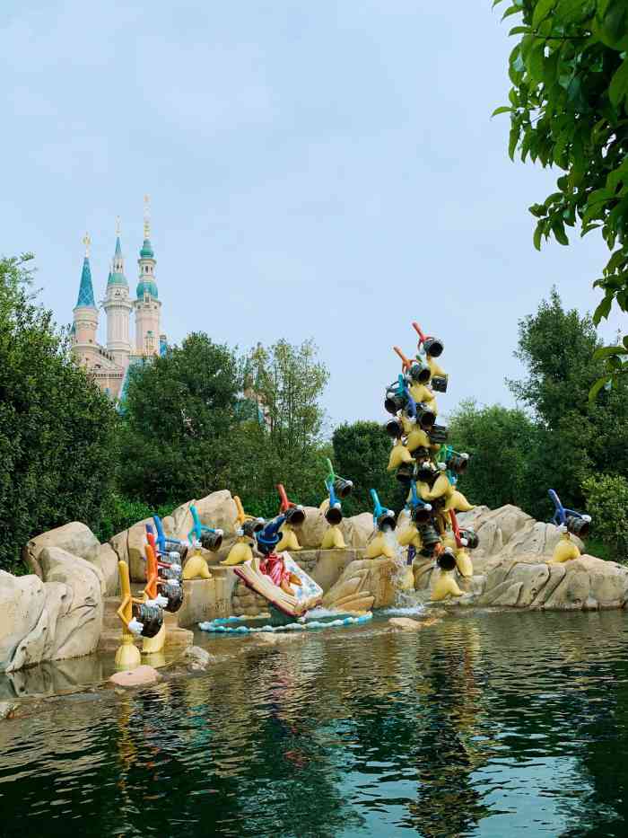 " and "the little mermaid" with animatronic figures and spouting