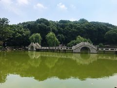 -灵岩山风景区