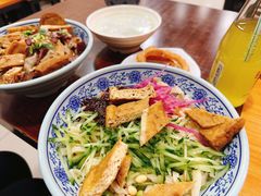 -门框胡同百年卤煮(鸟巢店)