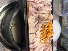 -野·大山里野生菌石锅土鸡(益田假日店)