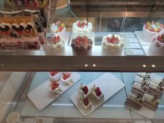 -花花卷卷·鲜食蛋糕(静安久光百货店)