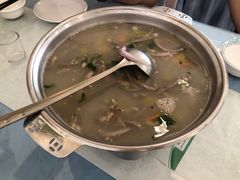 -马尔龙新疆饭店·清真(瑞景店)