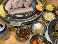 -姜虎东白丁烤肉(虹桥天地店)