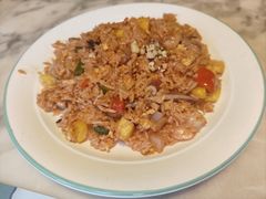 西贡菠萝海鲜炒饭-绿茵阁牛扒餐厅(客村店)