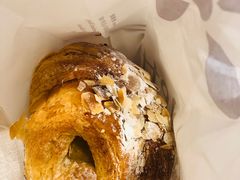 大杏仁牛角包-老佛爷饼店