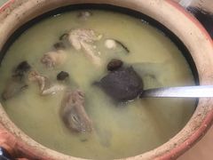 老火风姜月婆鸡-正宗高流河饭店原创风姜鸡