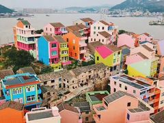 -百里峡七彩艺术小镇